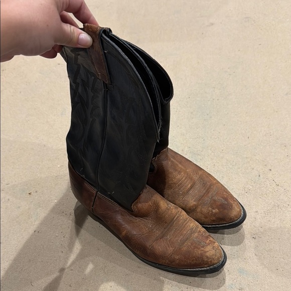 Texas Brown and Black Western Cowboy Boots - Picture 1 of 5